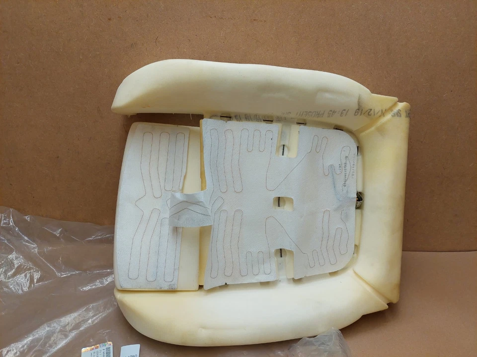 Vauxhall Mokka  Mokka X Front Heated Seat Cushion Lower J13 94550601 Genuine NEW - Image 2 of 4