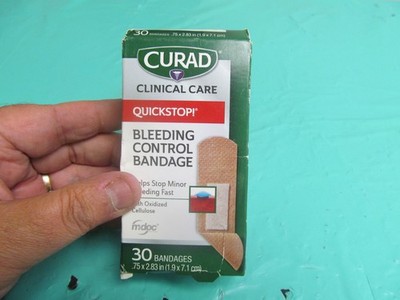 Curad QuickStop! Flexible Adhesive Bandage Multi-color  30 pcs [Missing 2 pcs]
