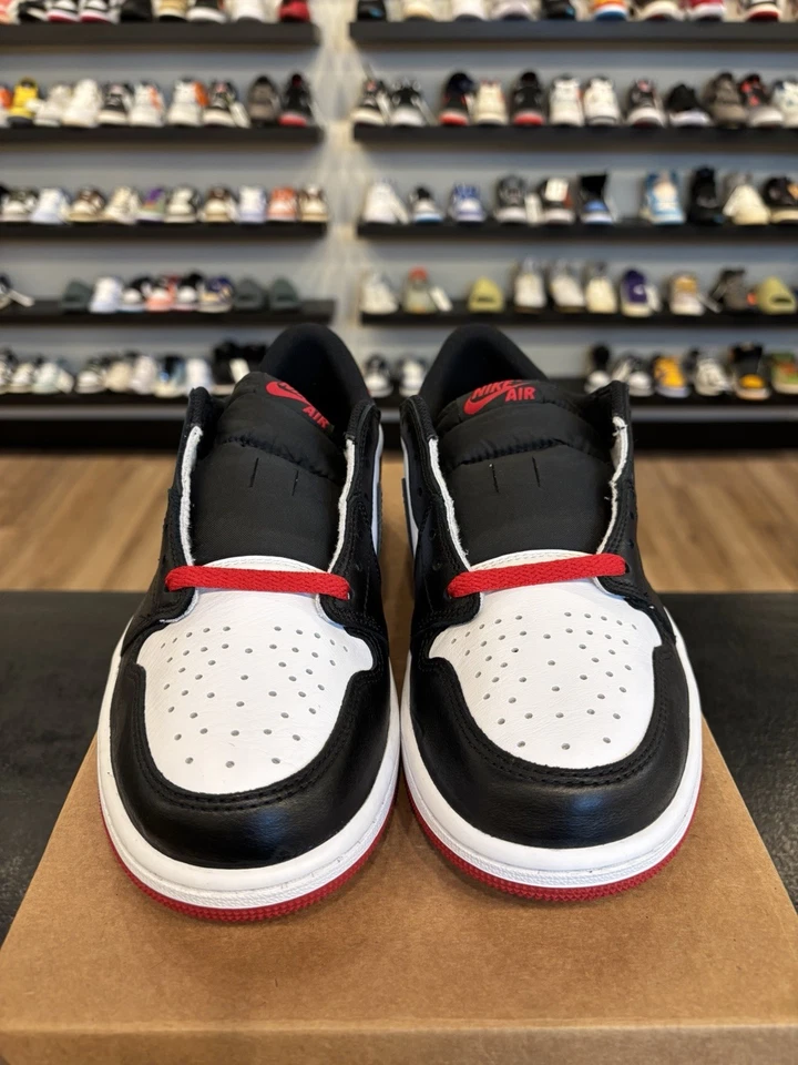 Air Jordan 1 Retro OG Puntera Baja Negra 2023 Talla 9 Usado CZ0790-106 Sin Caja Foto 2 de 4