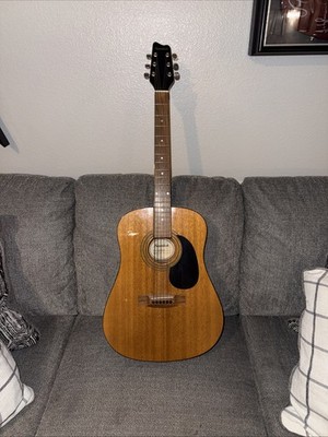 Samick Acoustic Guitar MODEL  LW - 015G  READ DESCRIPTION