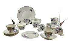 VINTAGE ELIZABETHAN FINE BONE CHINA  21 PIECE TEA SET SH40