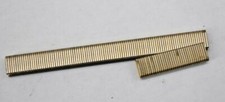 Pack of 5000 Reliable 91298012 Gold 1/2" Narrow Crown Staples 18 Gauge