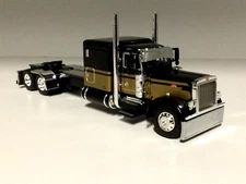 DCP 1/64 Black & Gold Flattop Peterbilt 379 60"w/320" Frame (6.25" long)