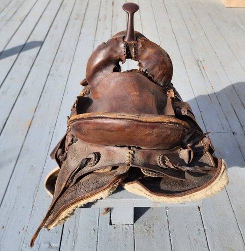 Vintage Leather Western Saddle - Restoration Project or Display - Old Cowboy Tac - Picture 11 of 20