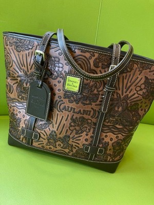 Dooney & Bourke Disney Hawaii Aulani Tote Bag Mickey Minnie Chip & Dale Japan