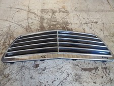 Calandre Mercedes 220