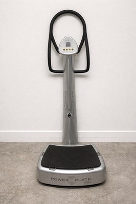 Power Plate my3 Oscillating Vibration Platform Adjustable Speed Silver/Black