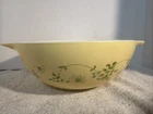 Pyrex Shenandoah Cinderella Nesting Mixing Bowls 443 444 Yellow Green Flower