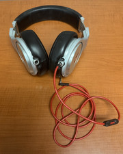 Beats By Dr. Dre Pro Beats Over The Ear Black/Silver DISCONTINUED