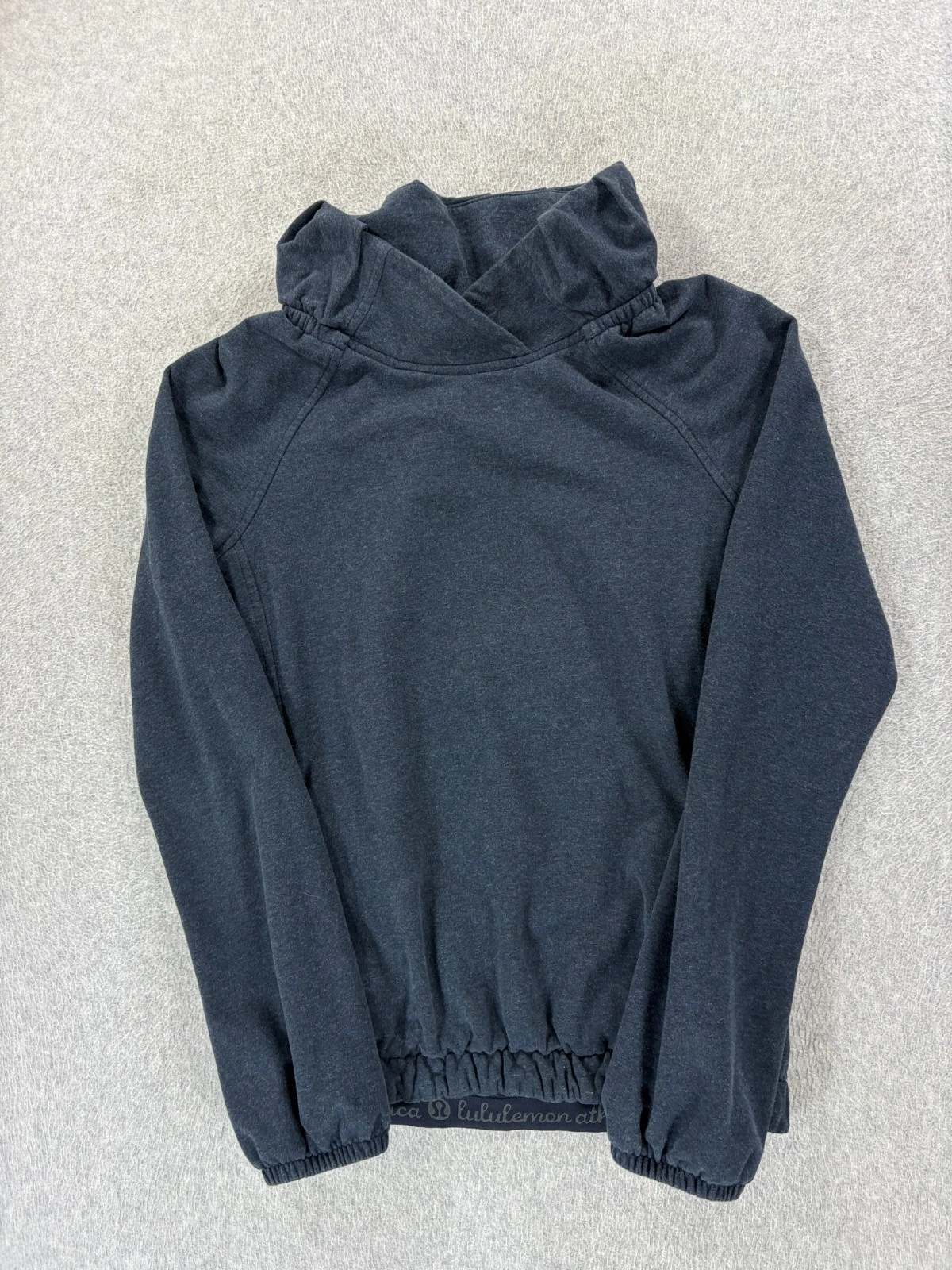 Lululemon Midweight Pullover Sweatshirt (Women's Size 4) Blue