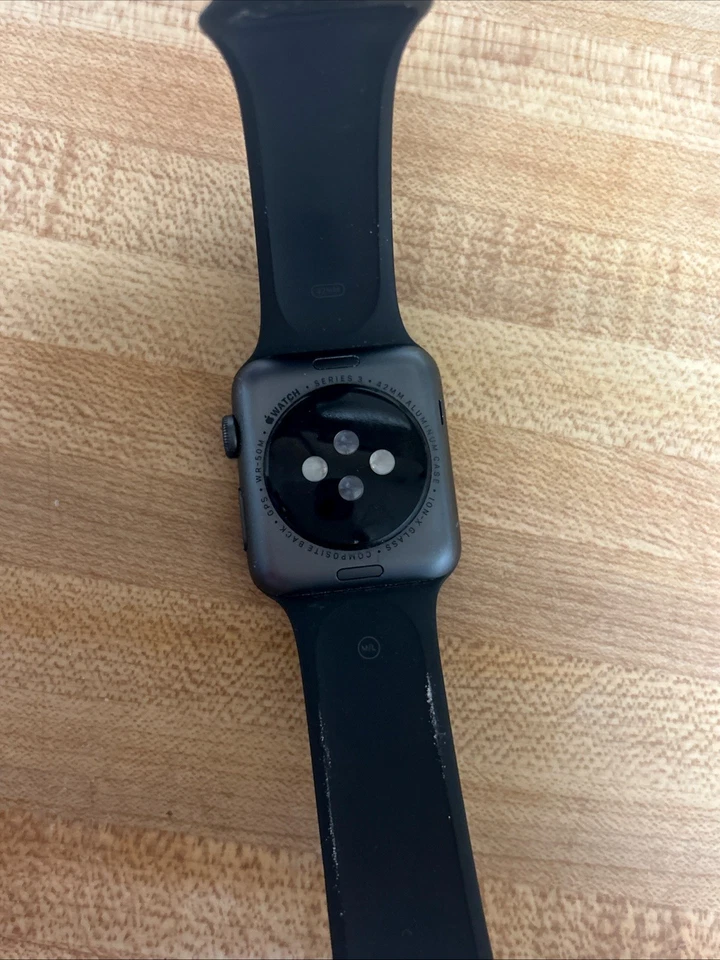 Apple Watch Series 3 42mm Estuche Aluminio Correa Negra Buen Estado A1859 Foto 2 de 2