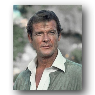 Roger Moore Photo 8x10 For Your Eyes Only Film Set James Bond 1981