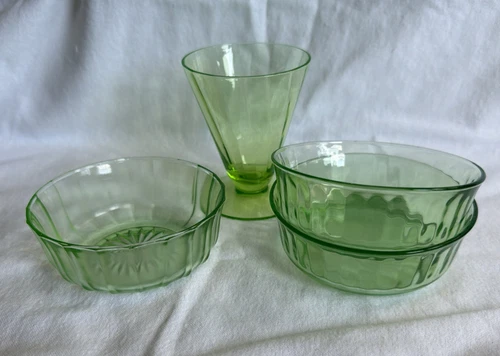 New ListingLot of Four Small 4" Vintage Green Uranium Depression Glass Desserts Bowls & Cup