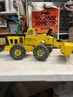 Vintage Mighty Tonka Truck Turbo Diesel Front End Loader XMB -975 year 1970s