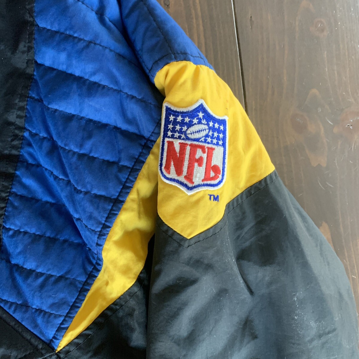 Vintage 90's St Louis Rams Starter NFL Classic Jacket Coat