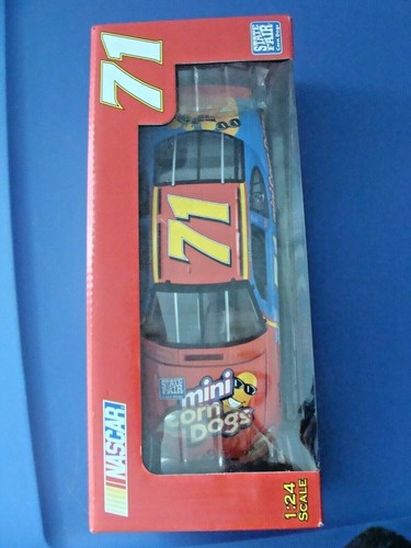 71 - KEVIN LEPAGE - STATE FAIR MINI CORN DOGS - 1:24 - TEAM CALIBER - 2001 - Picture 6 of 8