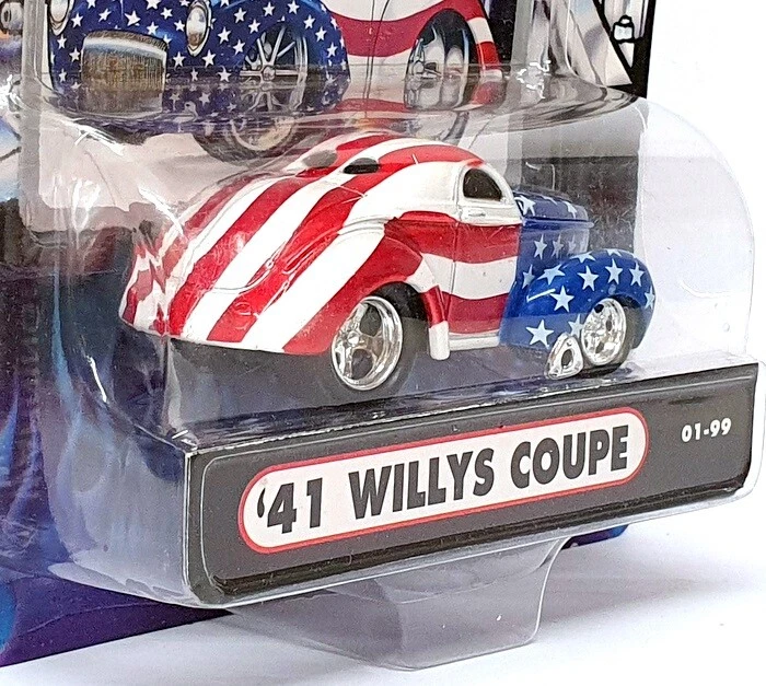 Muscle Machines 1/64 Scale 71151 02-35 - 1941 Willys Coupe - Stars & Stripes - Image 3 of 4