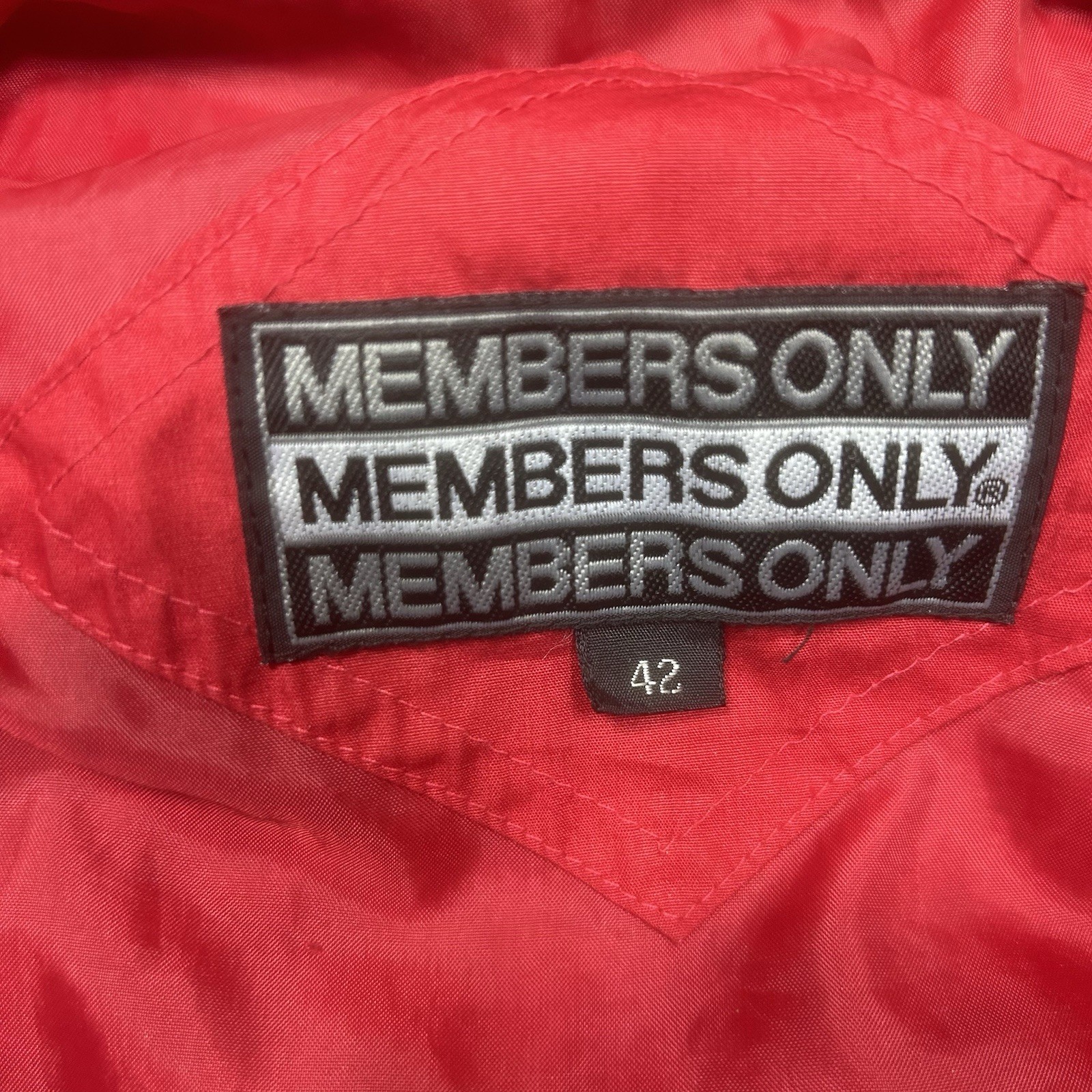 Vintage Members Only Jacket Mens 42 Red Bomber Classic Racer Jacket 80s *SPOTS