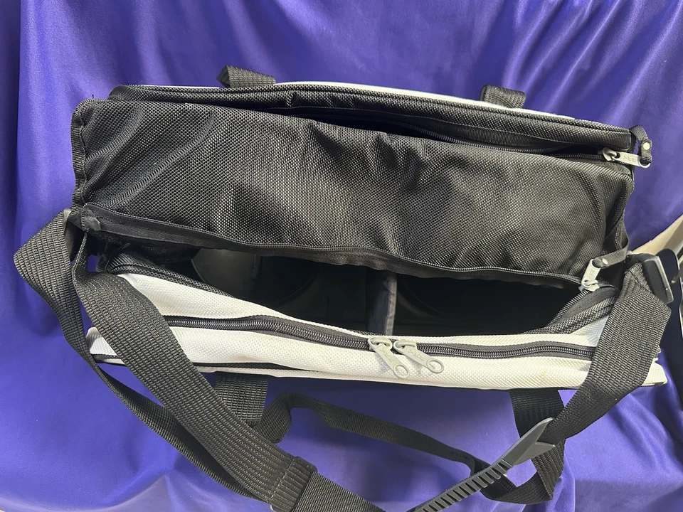 Bolso de mano de boliche de 2 bolas Foto 4 de 4