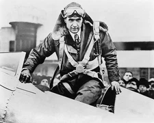 YOUNG AVIATOR HOWARD HUGHES IN COCKPIT PHOTOGRAPH PHOTO PRINT