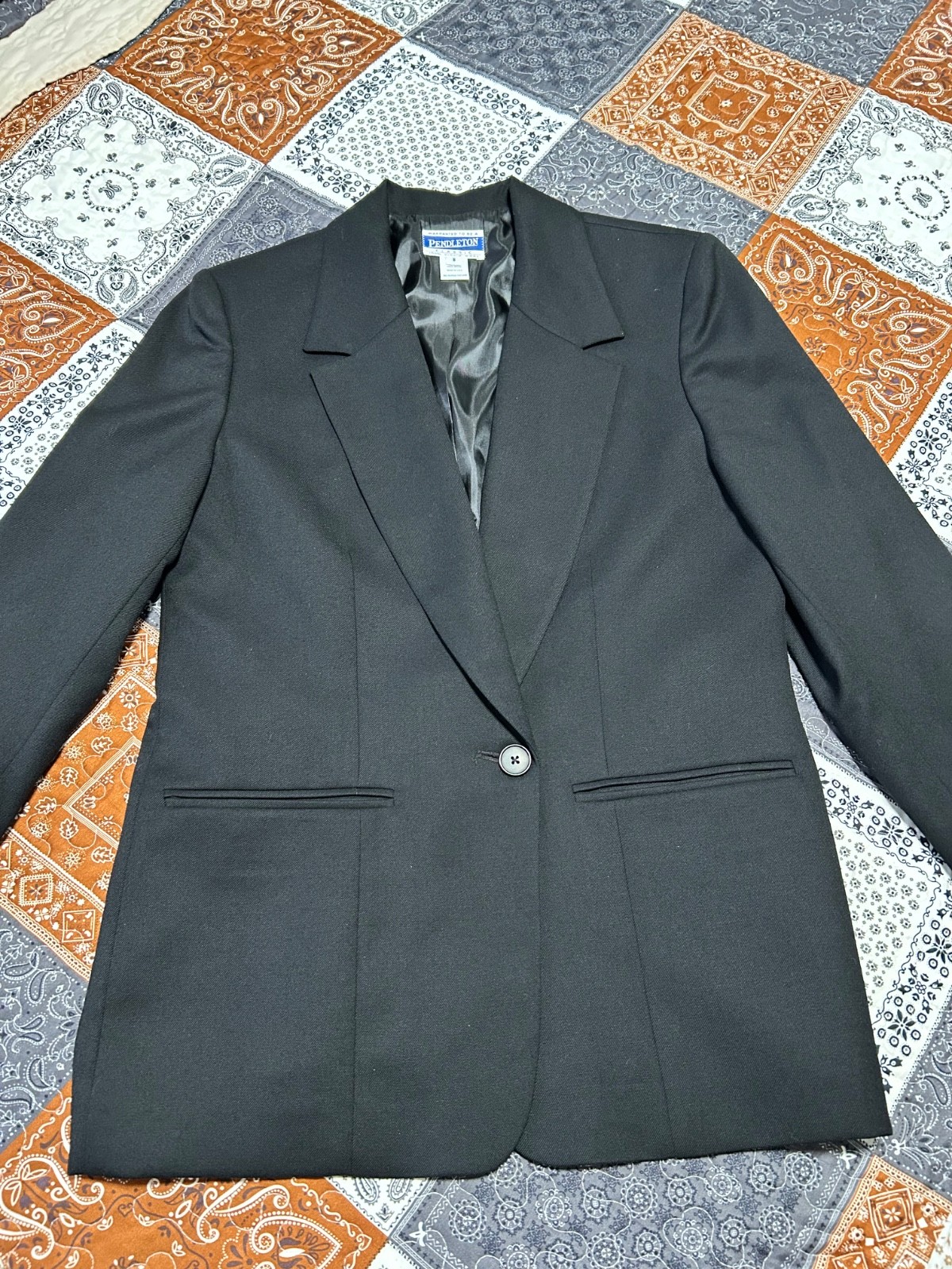 Pendleton 100% Virgin Wool Women’s Sz 8 Black Blazer Jacket Classic Fit 1 Button