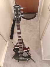 gretsch electromatic G5220 single cut guitar in midnight black finish