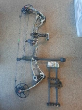 Bowtech Revolt X 60 lbs Rh Loaded W/extras  Minty Estate Find Super Clean