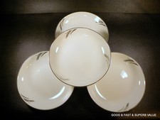 4 pcs FUKAGAWA ARITA hand painted porcelain FULL CROP  931 4 Coupe Soup Bowls