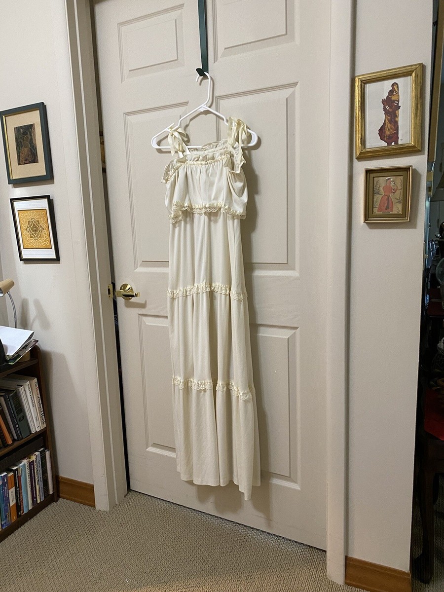 Teen Prom Dress, Junior PM Size Off White Silky Soft, Very Elegant. | eBay Teen Prom Dress, Junior PM Size Off White Silky Soft, Very Elegant. | eBay