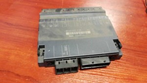 Mercedes-Benz Karosseriesteuergerät Anschlussdose 2208201185 00007653A5