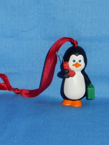 Vintage Hallmark 1990 Polar V.I.P Penguin adorno de Navidad en caja - Imagen 2 de 6