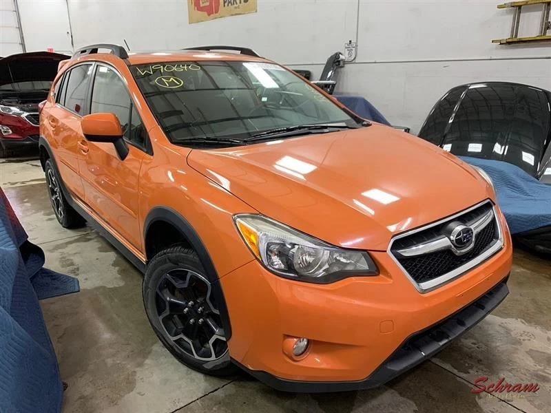 2014 Subaru XV CrossTrek Speedometer Head/Cluster 2053062 - Image 4 of 4