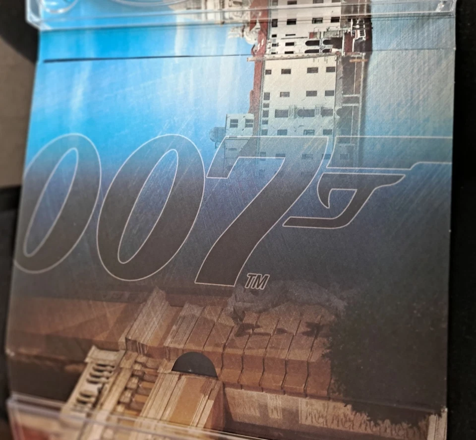 Casino Royale Deluxe Edition Spectacular 3-Disc Set Plus Collector's Booklet! - Image 4 of 4