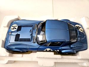 Chevrolet Corvette 1964 Grand Sport Roadster – Exoto 18037 – 1/18 – Jaune – TRÈS RARE