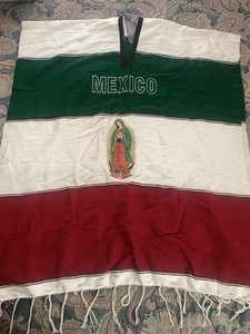 Gabán de VIRGEN DE GUADALUPE , SARAPE PONCHO, ONE SIZE , TRICOLOR,Mexicano 
