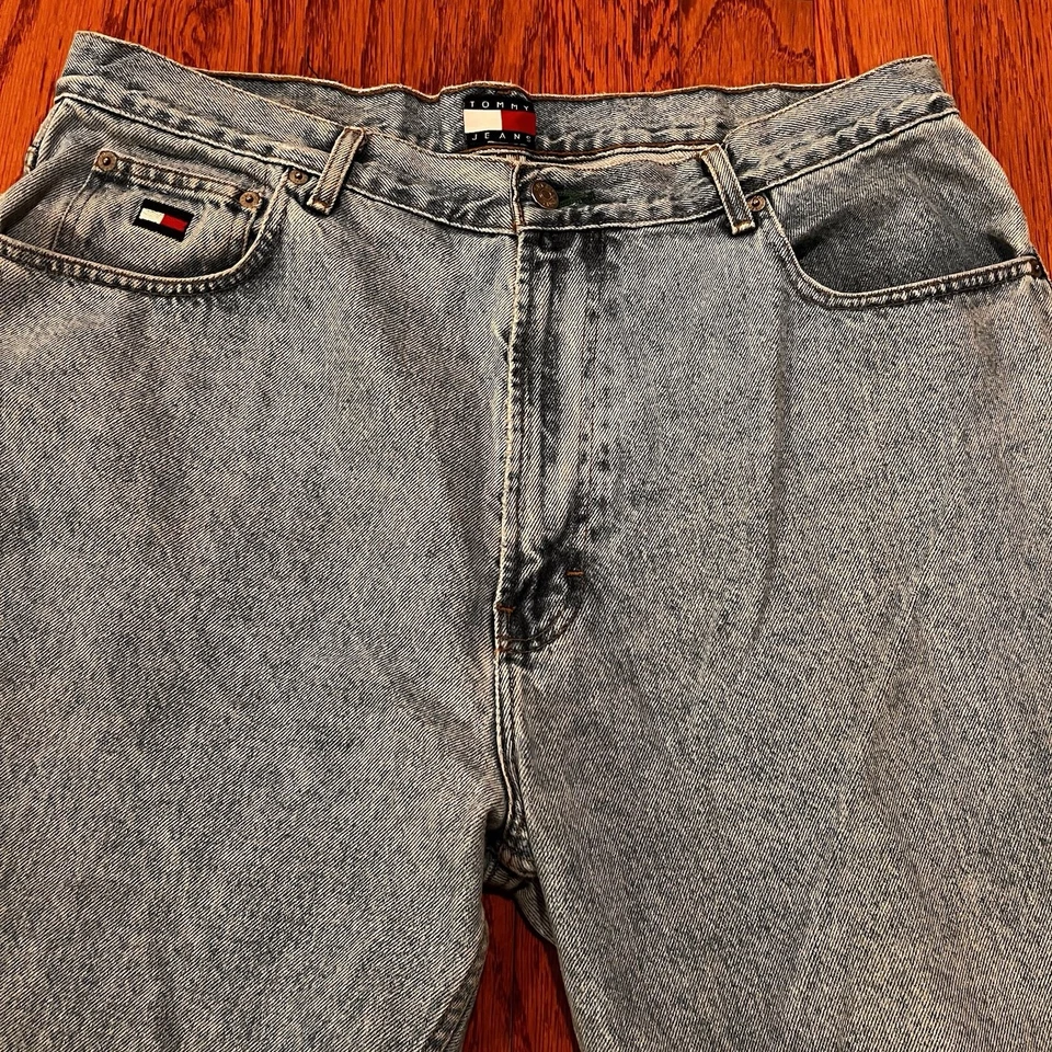 Vintage Tommy Hilfiger Blue Jeans 36x30 Big Patch Baggy Relaxed Loose y2k 90s - Image 3 of 4
