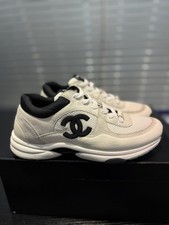 CHANEL CC Logo Sneaker Black White Size 40.5EU/10.5US W /9US M  1425 Authentic