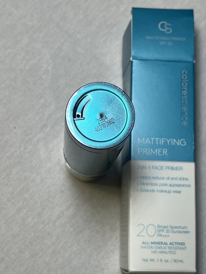 ColoreScience Mattifying Primer SPF 20, 1 oz. Primer. 3-in-1 Face Primer New - Image 3 of 4