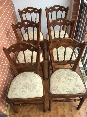 Sei sedie antiche in noce stile piemontese