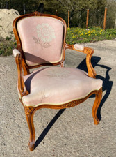 Cabriolets style Louis XV en très bon état assise ressort ferme neuve ..