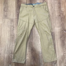 Wrangler Pants Mens 36x30 ATG All Terrain Gear Hiking Climbing Slim Fit
