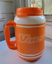 Whirley *Tennessee Vols* 64 oz Travel Mug W Straw