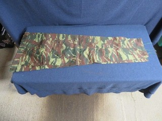 FRENCH MILITARY SURPLUS LIZARD PATTERN CAMO TROUSERS EXCELLENT CONDITION