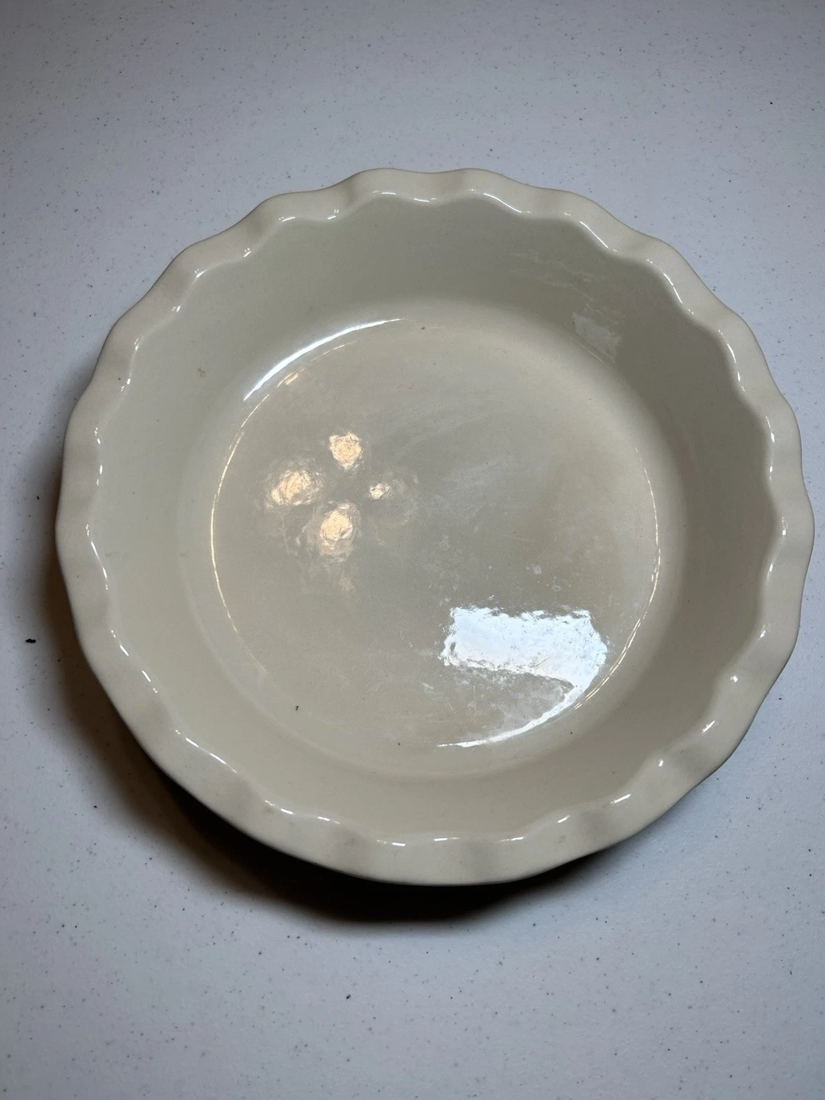 Emile Henry France 31-66 Pie Plate 10" Brown Modele Depose Scalloped Ruffle Edge