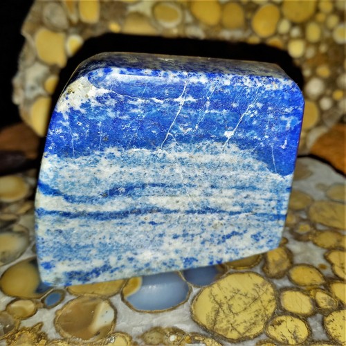 Winterlandschaft Lapislazuli Königsblau mit Pyrit Reichtum Lapis 185 Gramm Winterlandschaft Lapislazuli Königsblau mit Pyrit Reichtum Lapis 185 Gramm