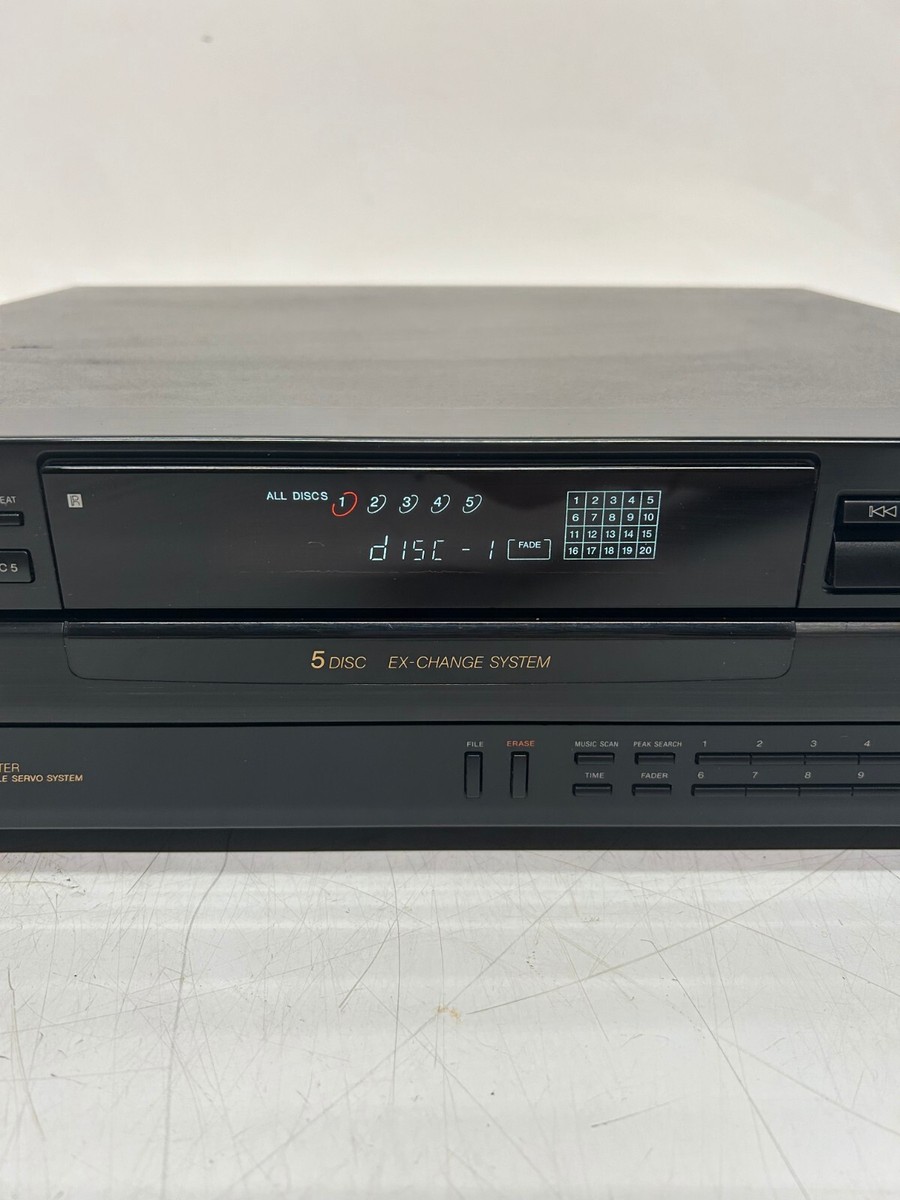 Vtg Sony Model CPD-C445 Compact 5 Disc CD Player Changer Powers On
