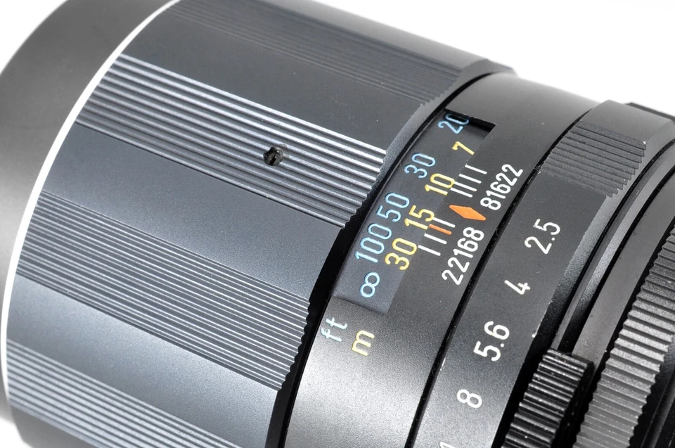 Asahi Pentax SMC Takumar 135mm f/2.5 [Near MINT] M42 Mount MF Lens - Image 3 of 4