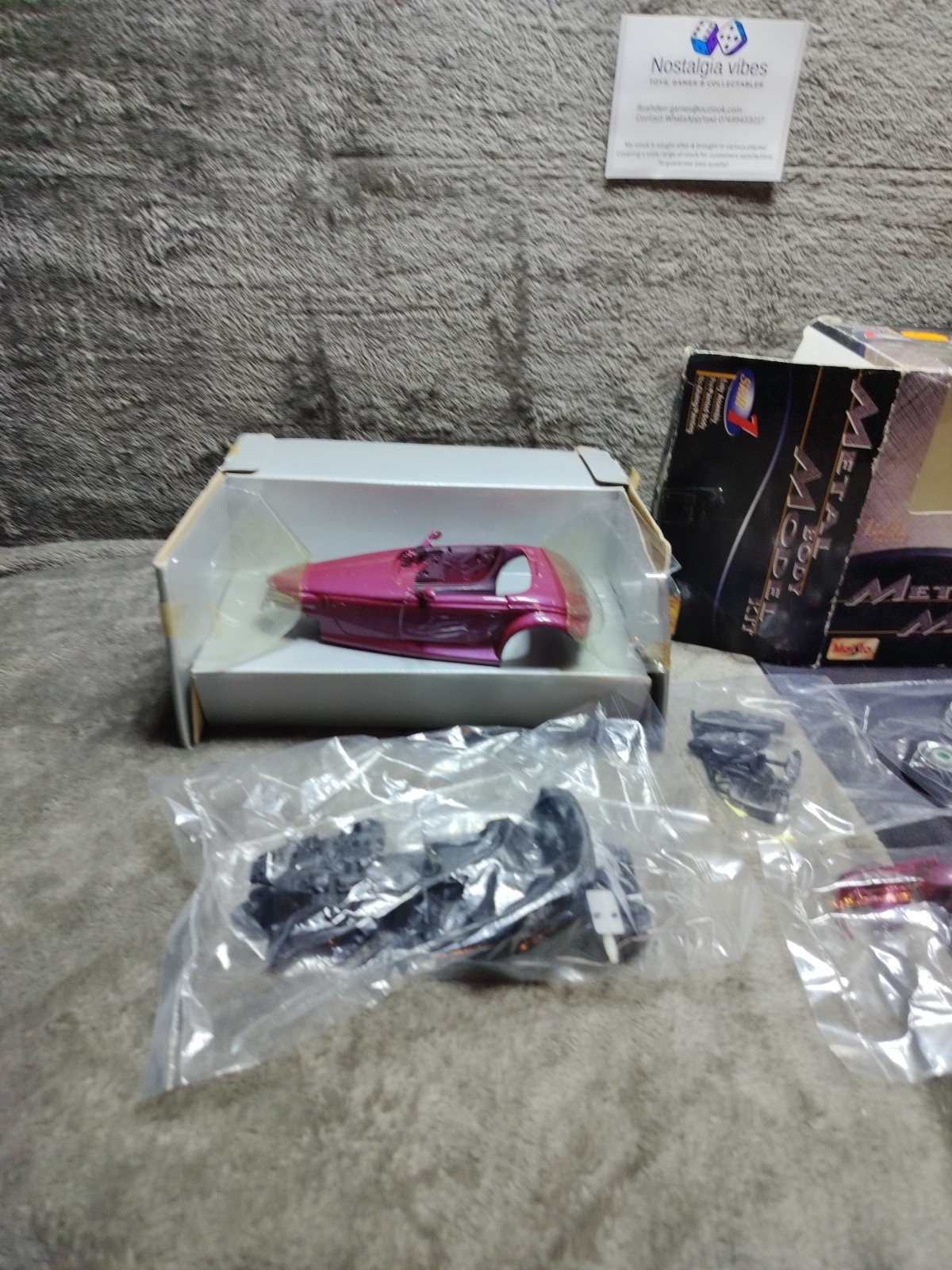 Maisto Scale 1/24 - plymouth Prowler Red Diecast Scale Model Car Boxed