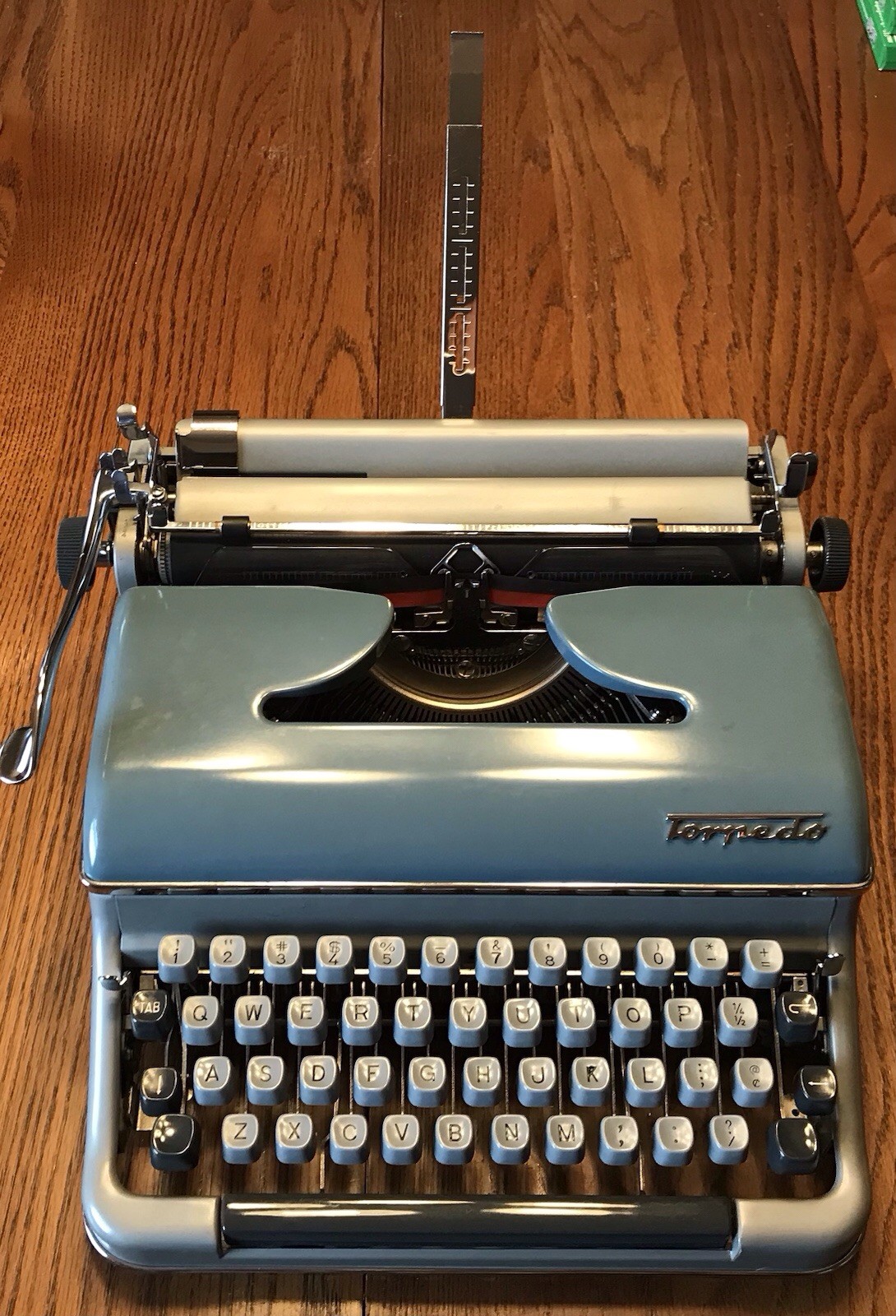 Early 1960’s Remington Rand Torpedo 18b Typewriter…EUC