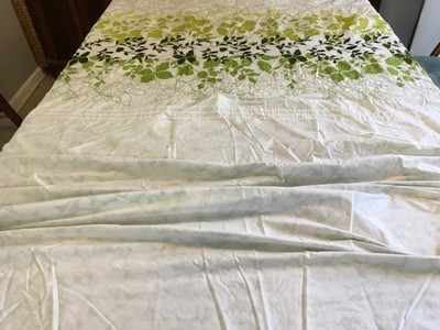 KAS Queen / full Size Duvet Cover with lovely shades of green & 1 pair pillowcas